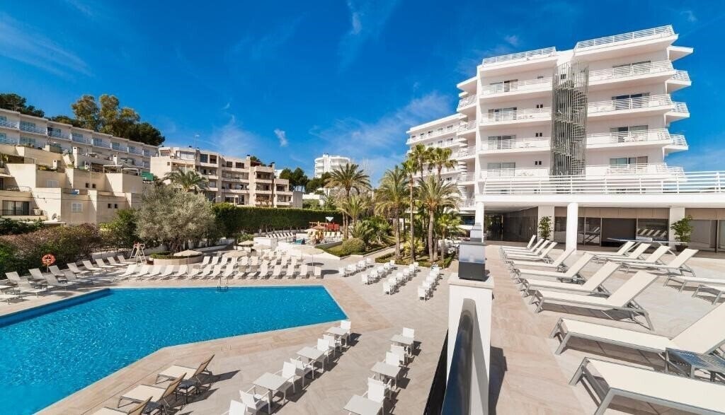 Картинка Globales Palmanova Hotel (ex. Hi Palmanova Hotel) 3*