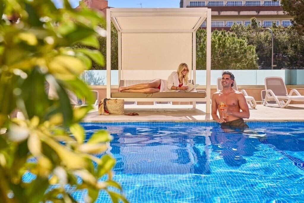 Отель Hotel Fenix 3*