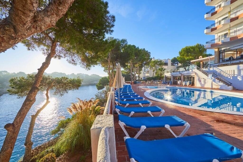 Отель Gavimar Cala Ferrera 3*