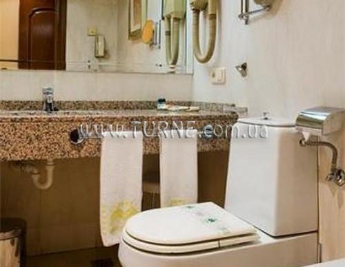 Отель Maria Luisa 3*