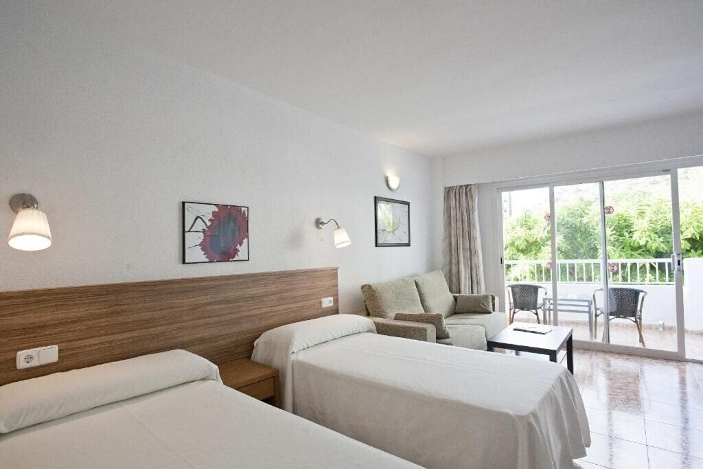 Фото Apartamentos Siesta I 2*