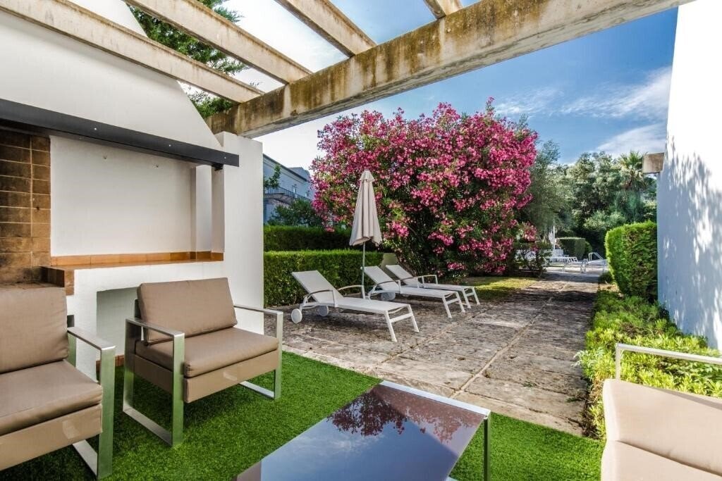 Изображение La Pergola Aparthotel 4*