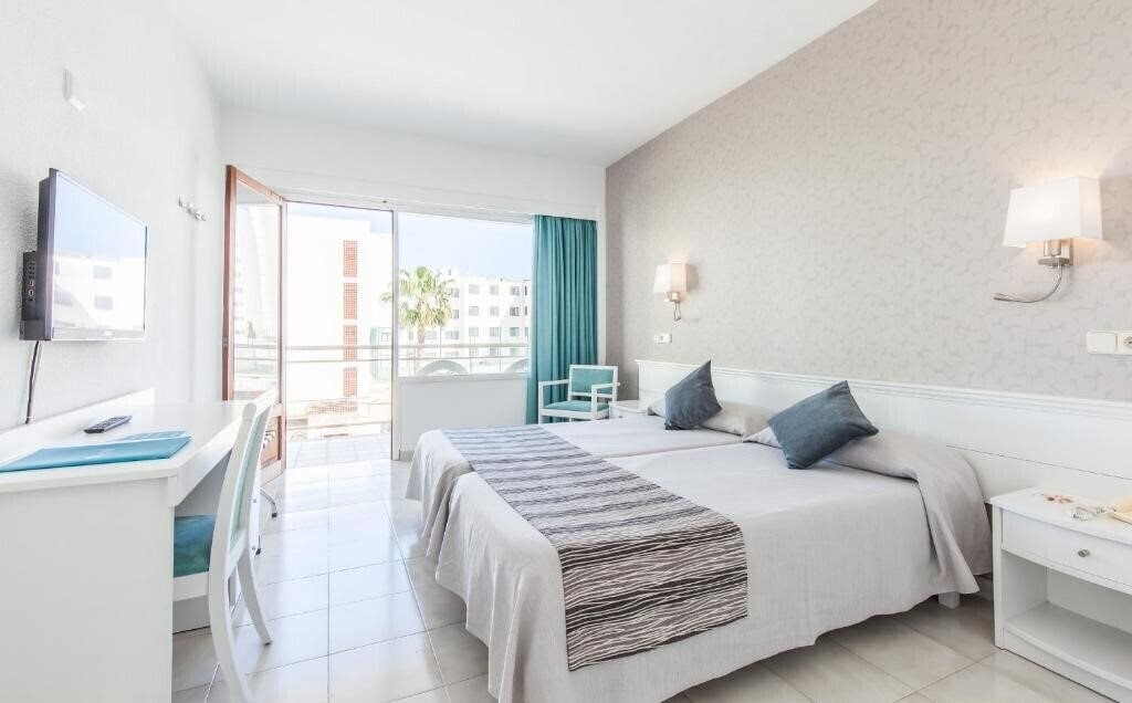 Фото Blue Sea Cala Millor 3*