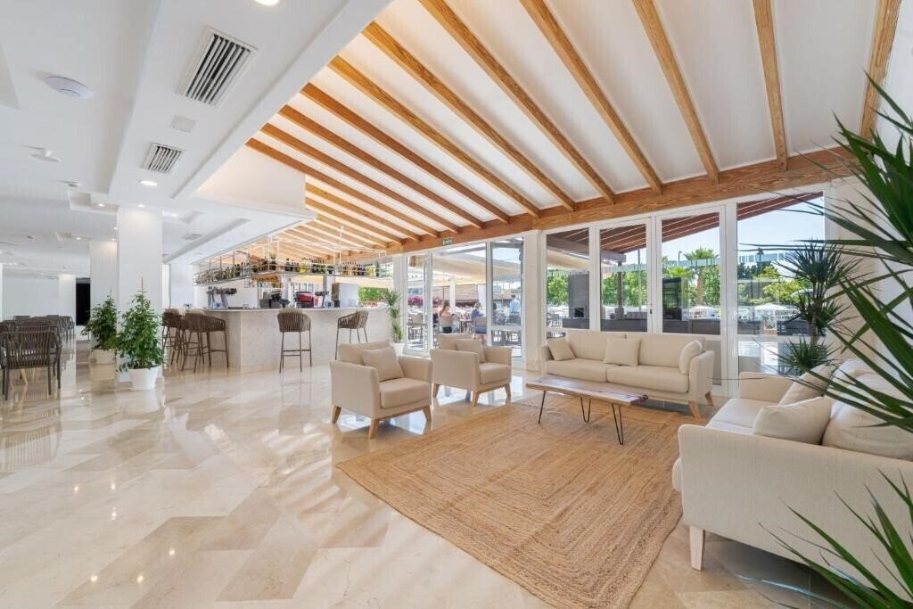 Изображение Ferrer Isabel Aparthotel апартаменты