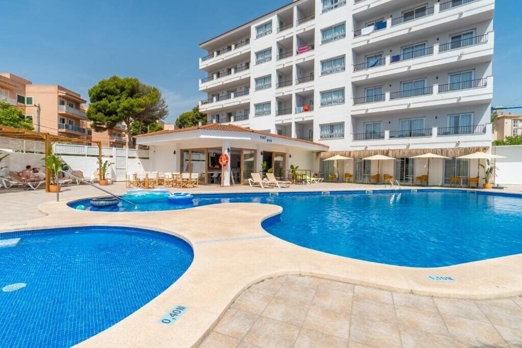 Отель Hostal Alcina 1*