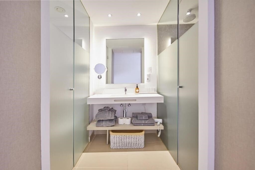 Фото Monsuau Cala D'Or Boutique - Adults Only Superior 4*