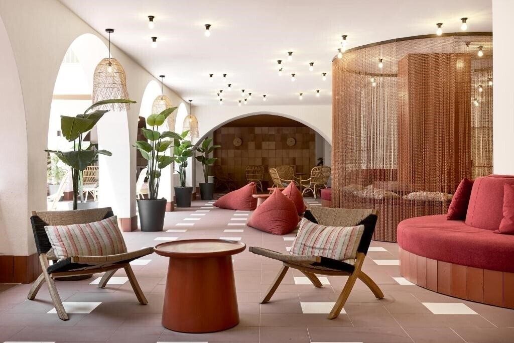 Отель Tent Bahia de Palma (ex. Pinero Bahia Park) 3*