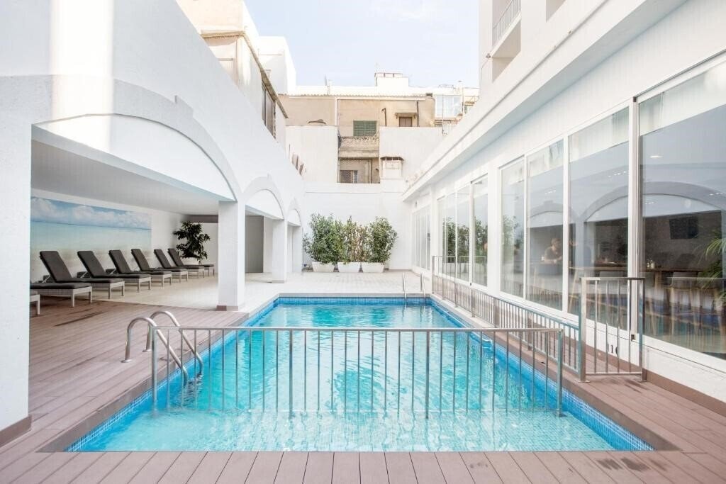 Отель Planet One 3*