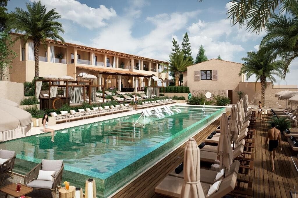 Отель Purobeach Resort Santa Ponsa 5*