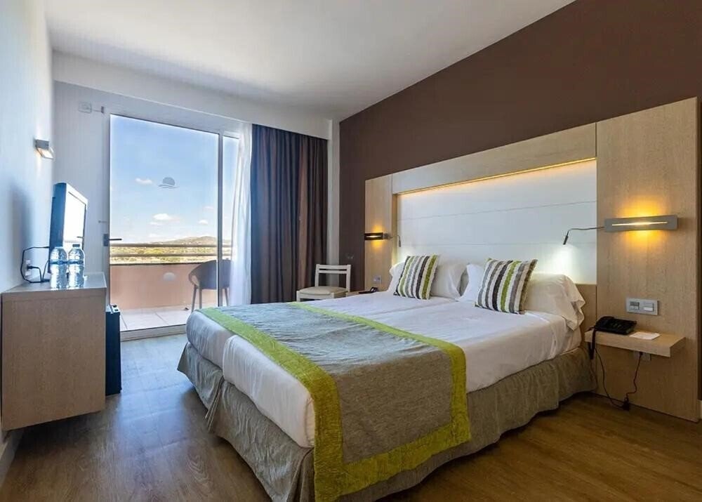 Фото Caprice Sa Coma Park Hotel & SPA 4*