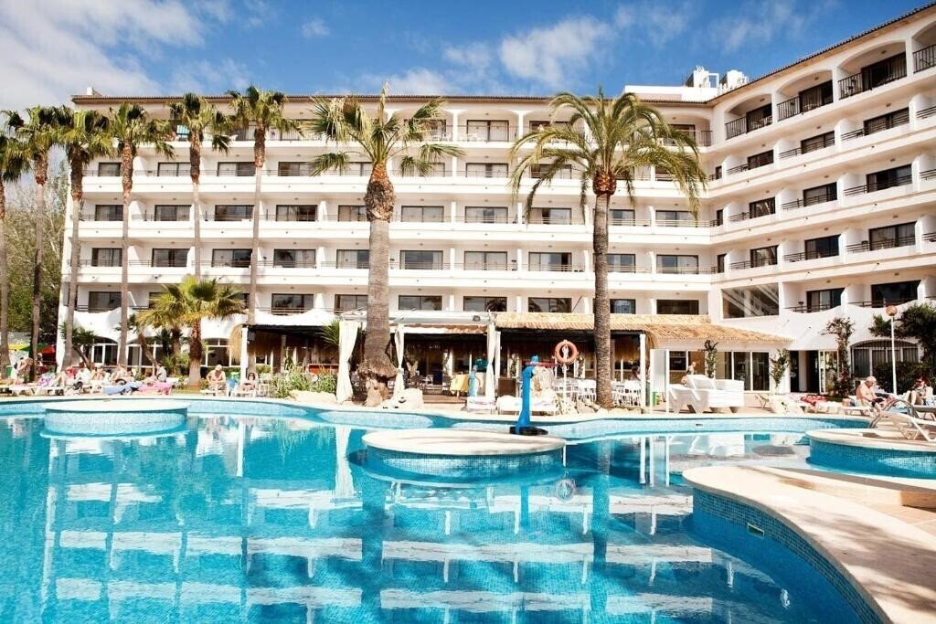 Отель Sol Alcudia Apartamentos 3*