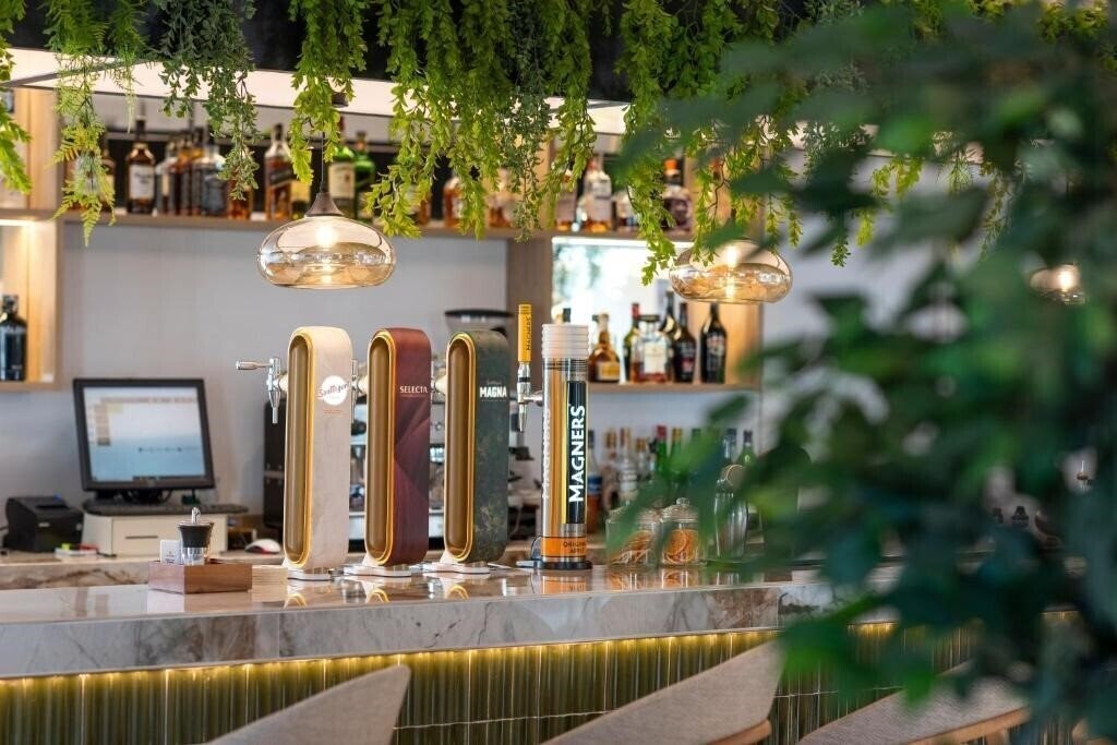 Картинка Valentin Paguera 3*