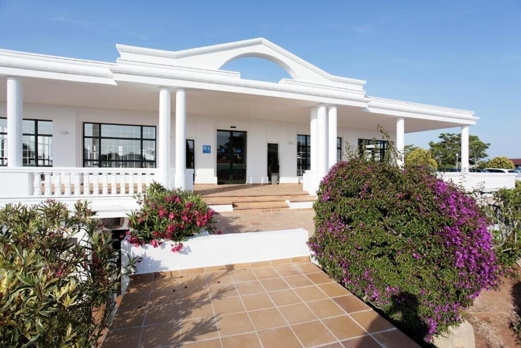 Изображение Grupotel Mar De Menorca 3*