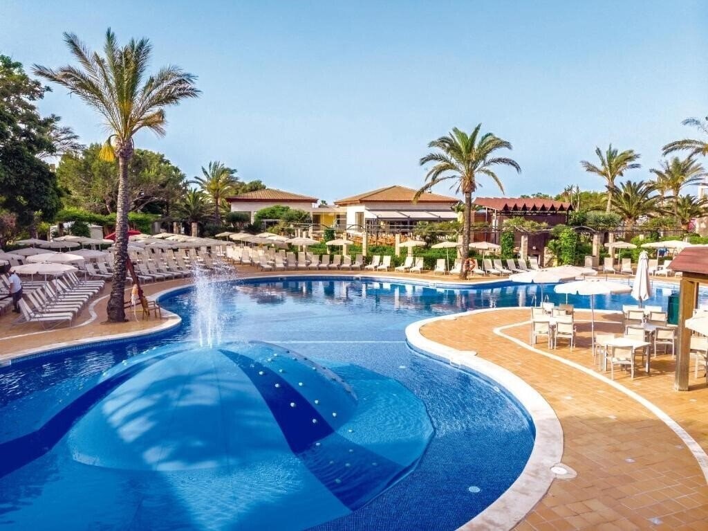 Отель Zafiro Menorca 4*
