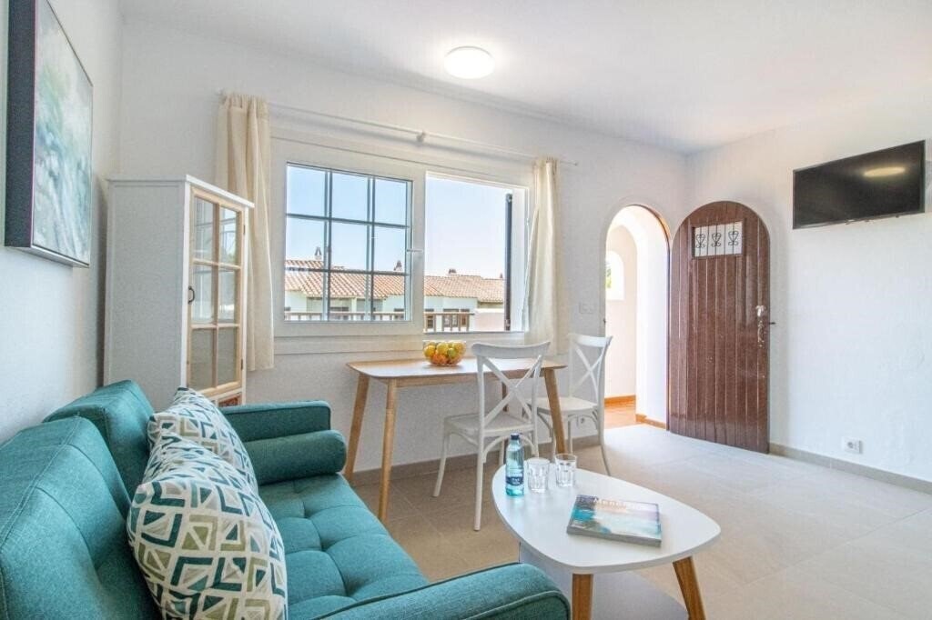 Отель Apartments Son Bou Playa 3*