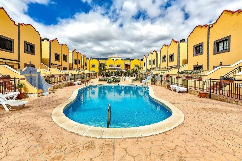 Отель El Duque 4*