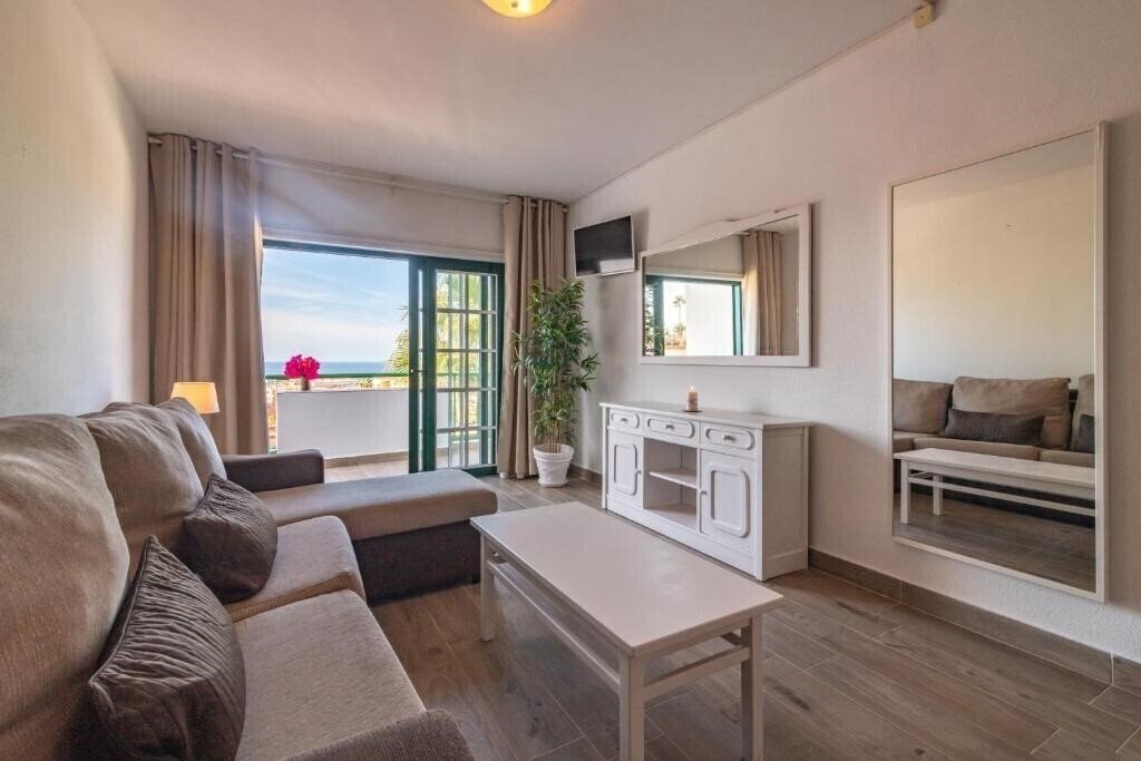 Картинка Aparthotel Neptuno 3*