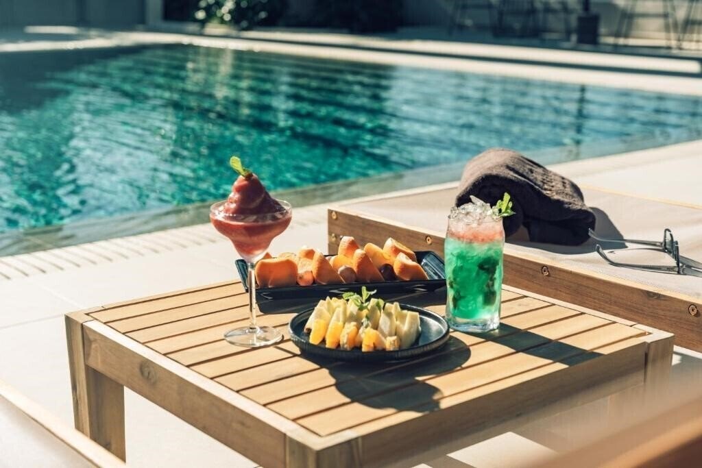 Фото Estefania Boutique Suites 4*