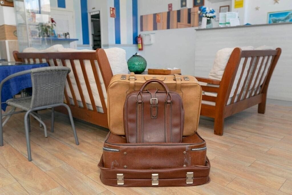 Изображение Hostal Pension Neon 2*