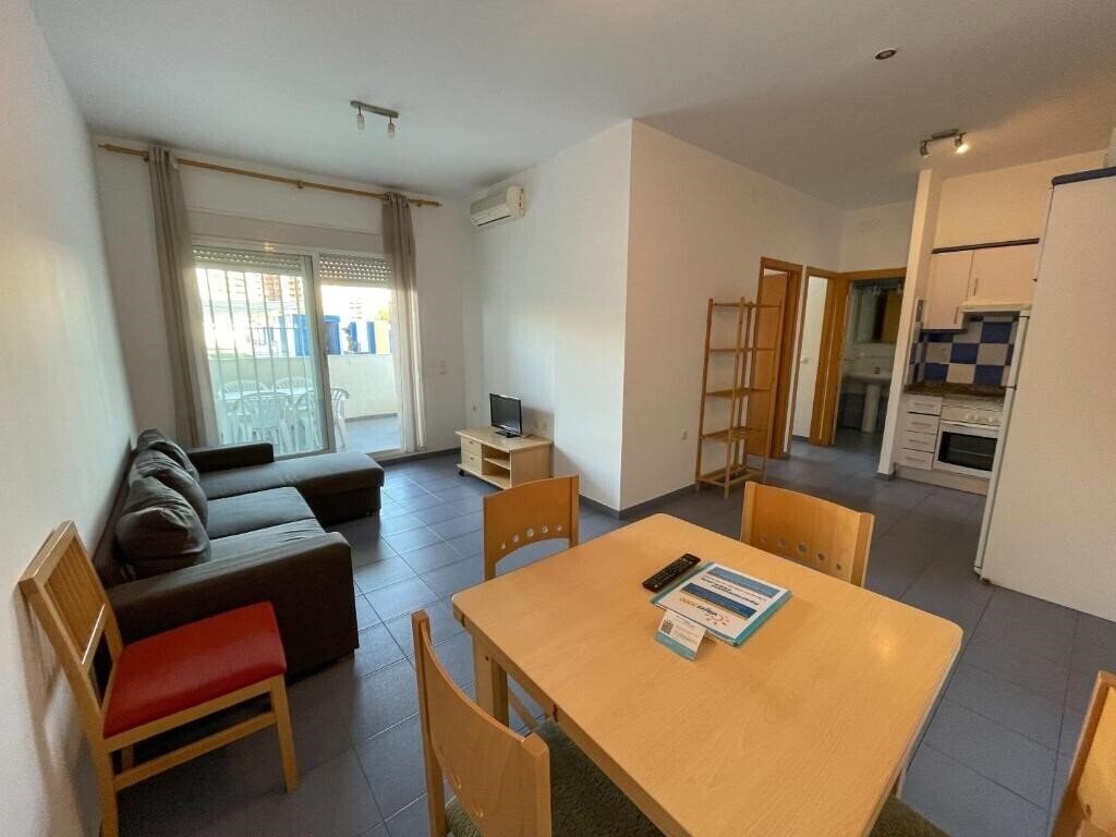 Фотография Apartamentos Mar De Oropesa 3000 3*