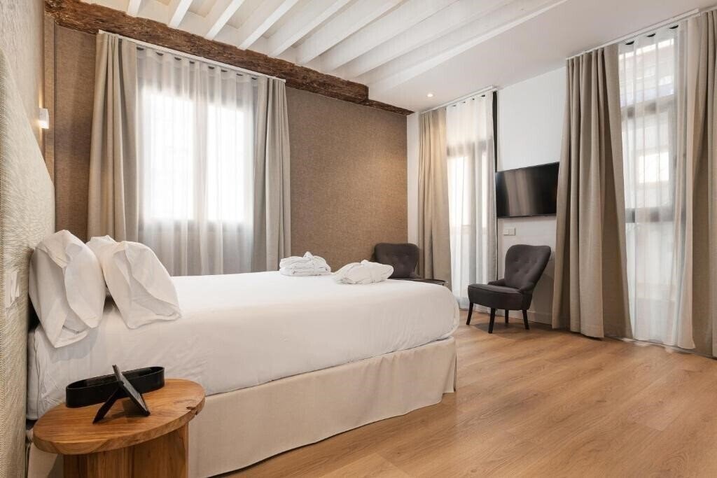 Фото Brondo Architect 4*