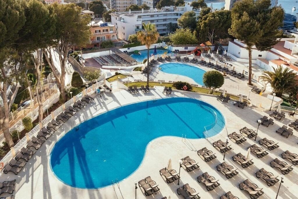 Фотография Ilunion Palmanova Mallorca (ex. AluaSun Torrenova) 4*