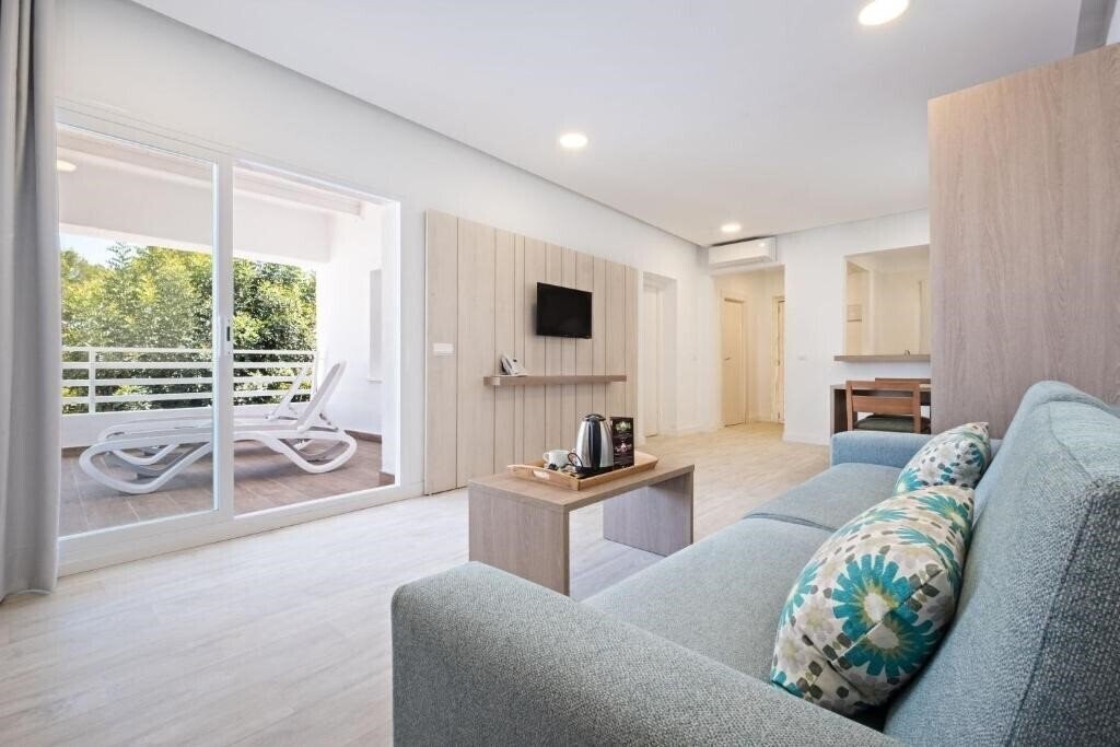 Картинка Azuline Palmanova Garden 3*