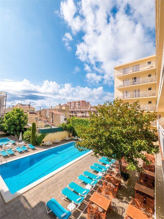 Отель Checkin Pineda (ex. Koppers) 3*