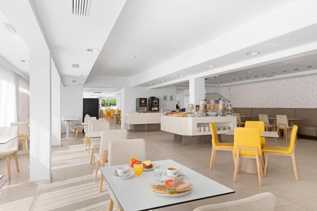 Картинка Sant Jordi Hotel 3*