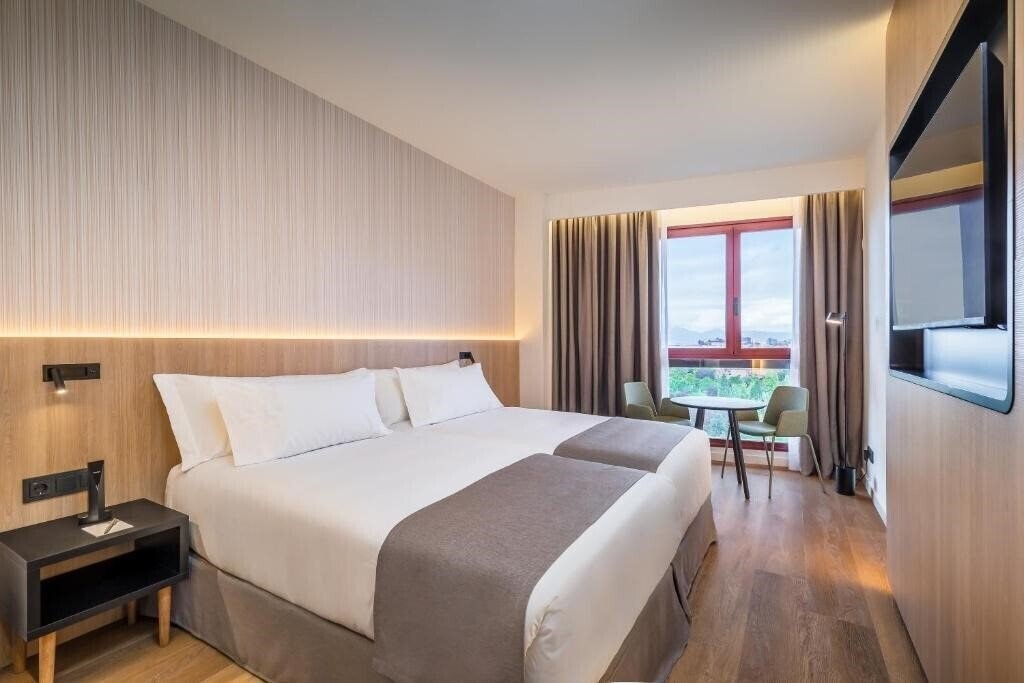 Отель Occidental Pamplona	 (ex. Abba Reino de Navarra) 4*