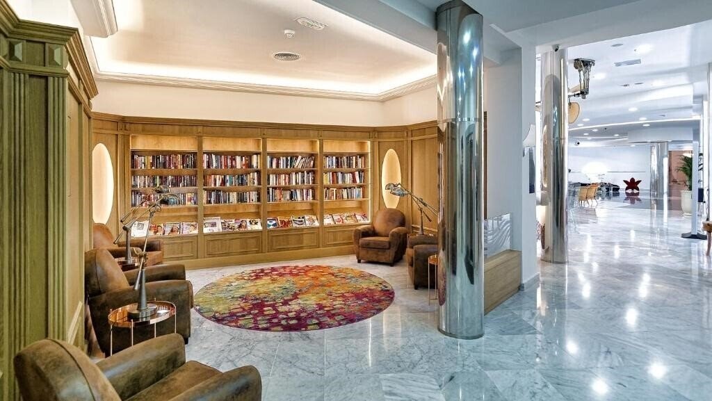 Изображение Escorial Hotel 3*