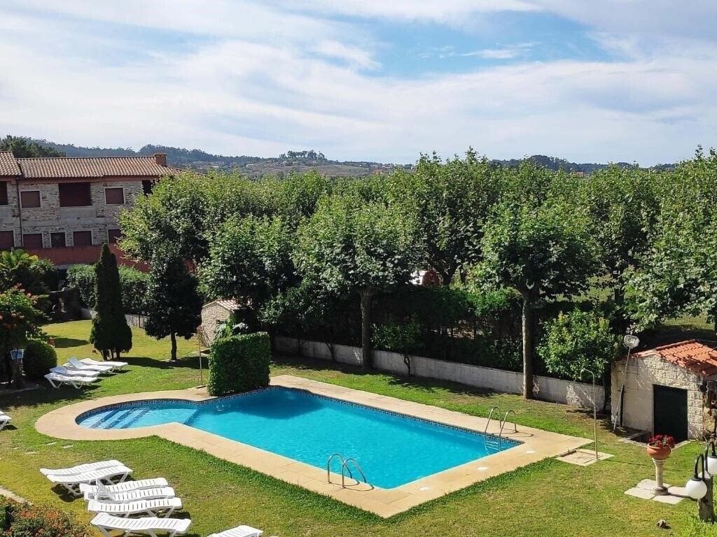 Отель Apartamentos Playa De La Lanzada 3000 3*