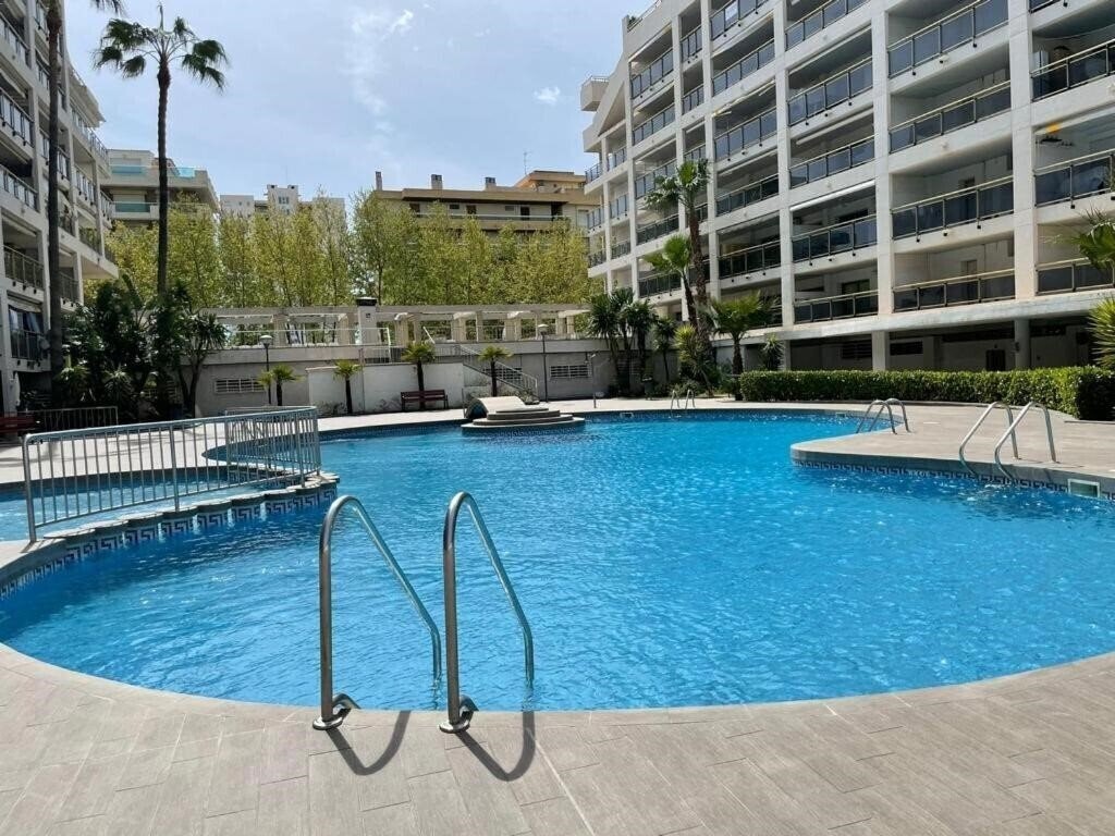 Отель Michelangelo 3*