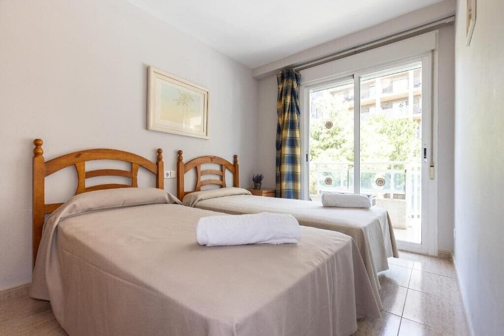 Картинка Larimar Rentalmar Families Only Apartment апартаменты