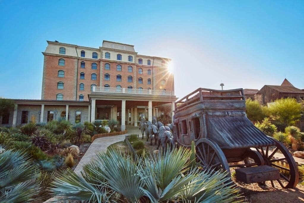 Картинка Portaventura Hotel Gold River 4*