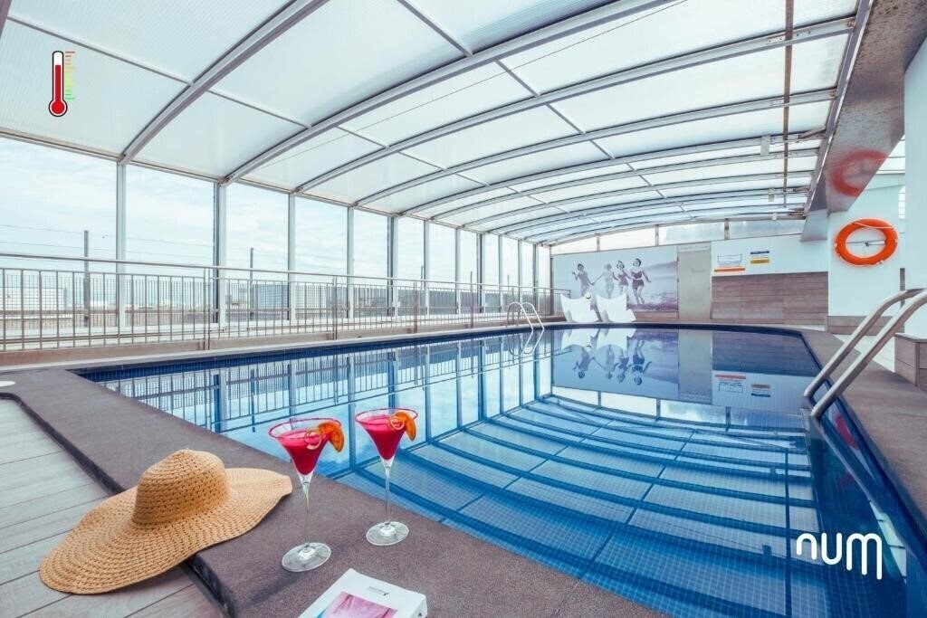 Отель Regente Aragon 4*