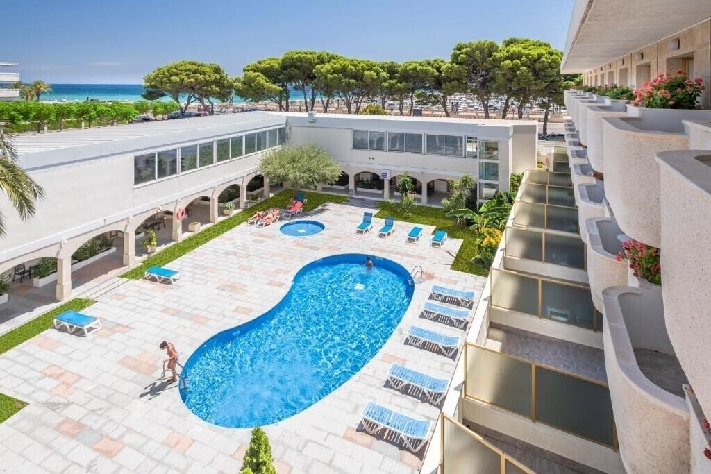 Изображение 4r Merida Mar 3*