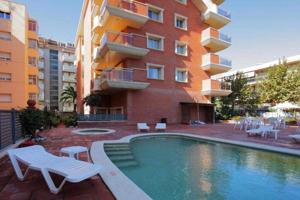 Фотография Apartamentos Imperial 3*