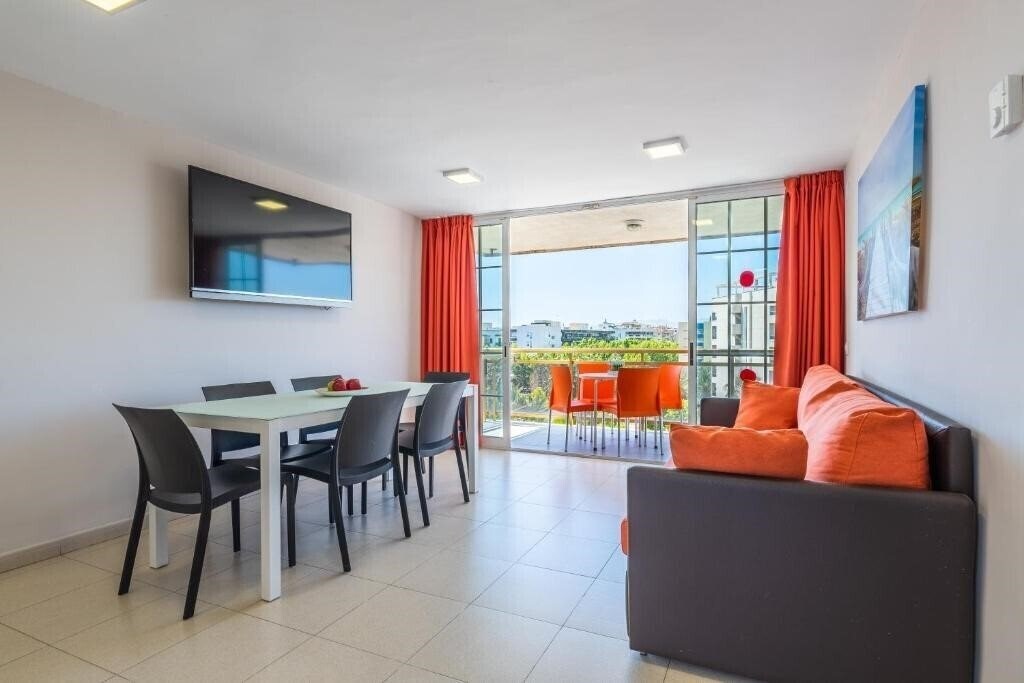 Фотография Navarra Suites Apartamentos 3*