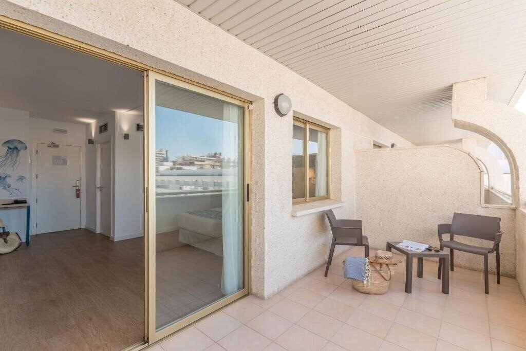Фотография Rentalmar Salou Beach Apart 4*