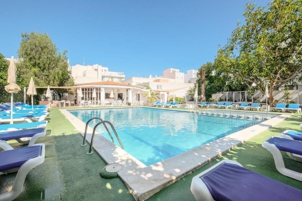 Отель Azuline Llevant Hotel 2*