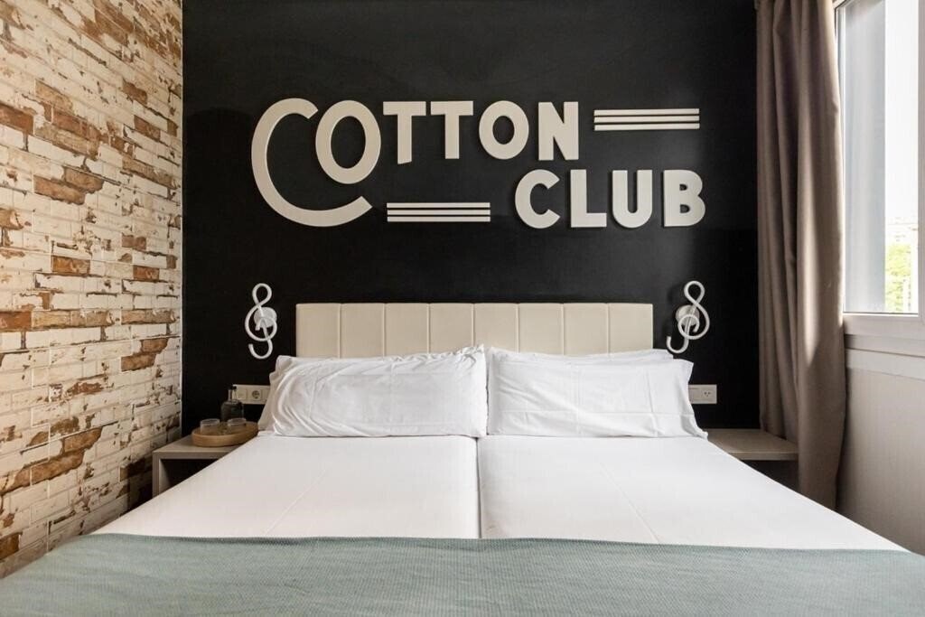 Изображение Casual Del Jazz San Sebastian 2*