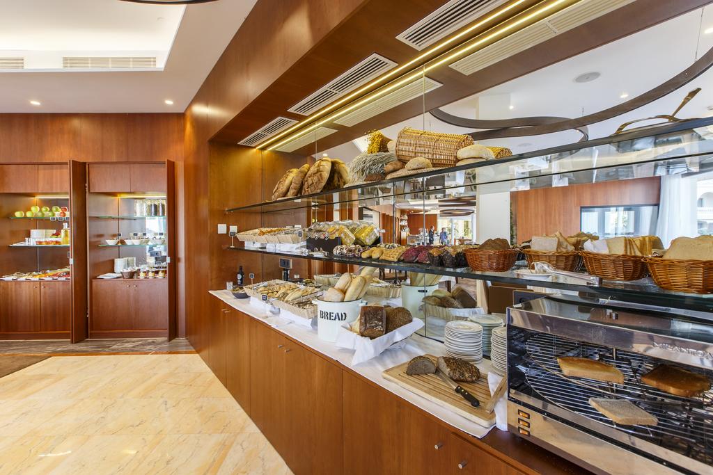 Фотография Pure Salt Port Adriano 5*