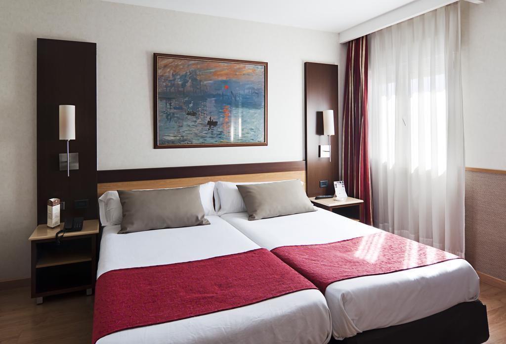 Фотография Catalonia Santa Justa 4*