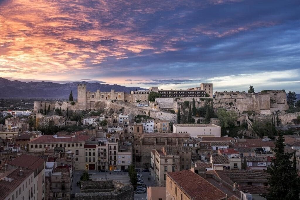 Отель Parador De Tortosa 4*