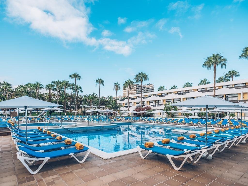 Отель Iberostar Waves Las Dalias 4*