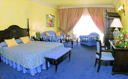 Отель Europe Villa Cortes 5*