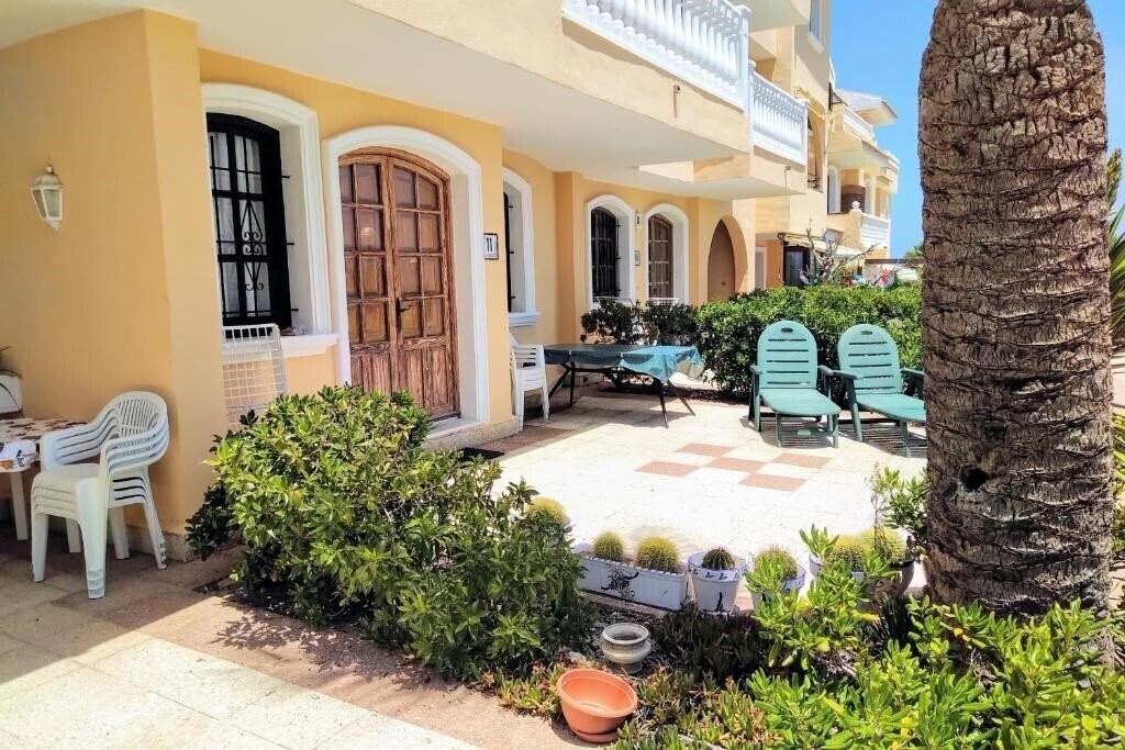 Отель Shoal Apart (ex. https://www.booking.com/hotel/es/shoal-apartamentos.ru.html) 3*