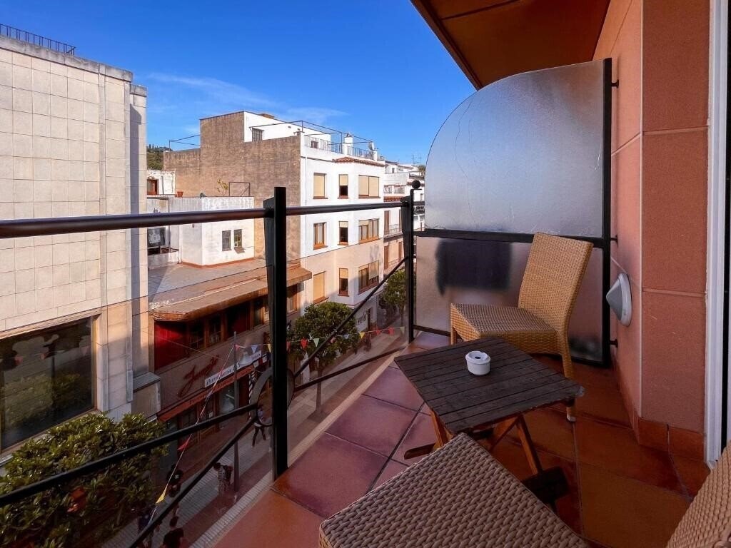 Изображение RVHotels Vila de Tossa (ex. Vila de Tossa, Hotel URH Vila Tossa) 4*