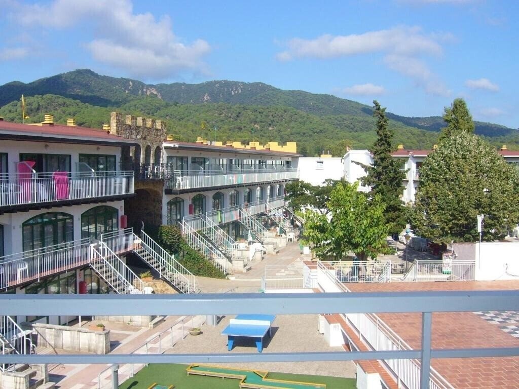 Фотография Medplaya Aparthotel San Eloi 2*